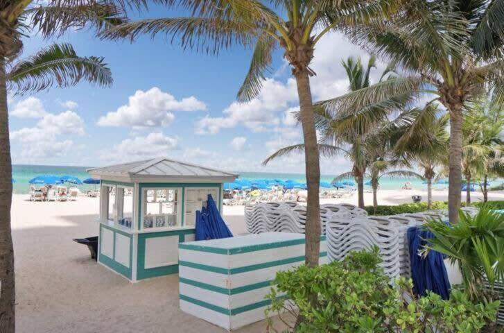5 Beachfront Resort POOL OCEAN VIEW BALCONY Miami Beach Exterior foto